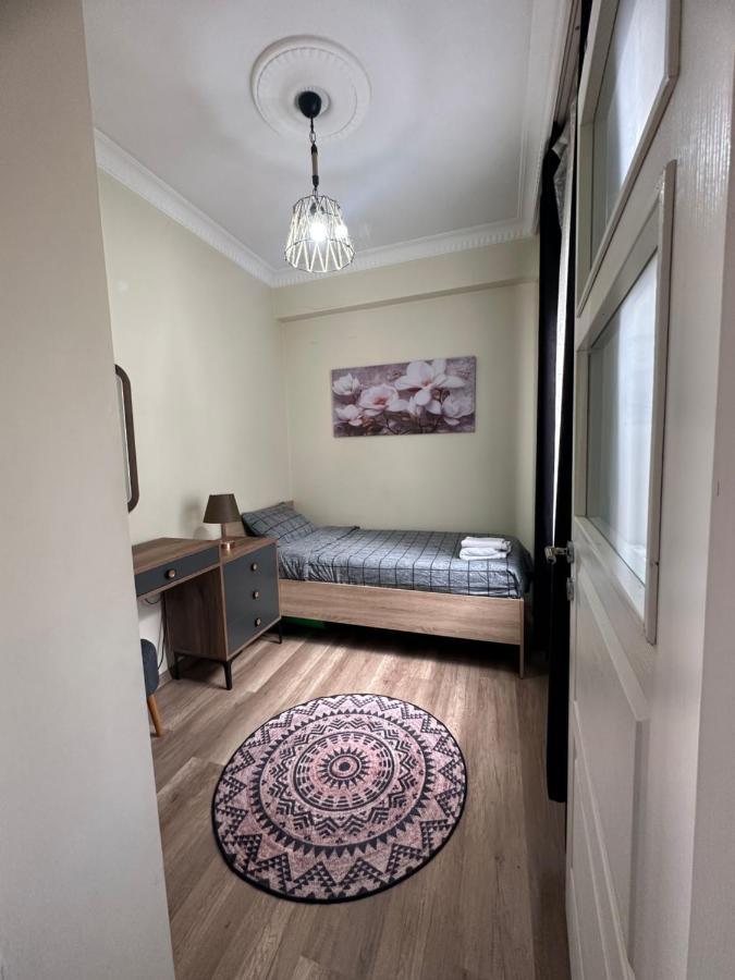 Taksim Private Room Istanbul Exterior photo
